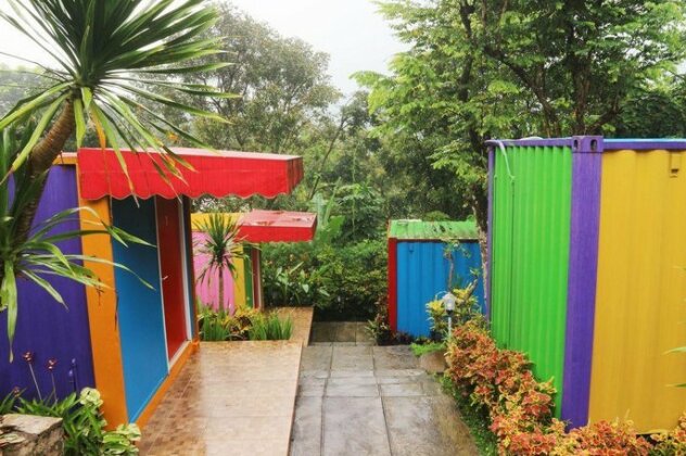 Container Inn Hotel - Photo2