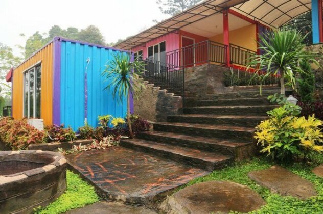 Container Inn Hotel - Photo3