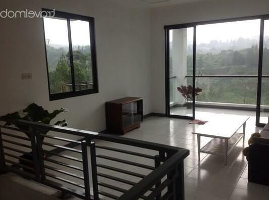 Cozy home magnificent views Puncak - Photo3