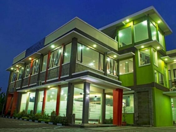 Gumilang Hotel - Photo2