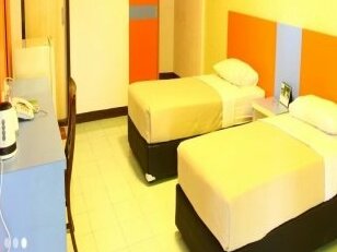 Hotel Indra Djaya - Photo3