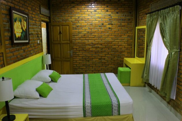 Jambuluwuk Resort Ciawi - Photo4