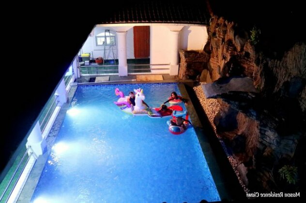 RedDoorz Syariah near Exit Toll Puncak - Photo2