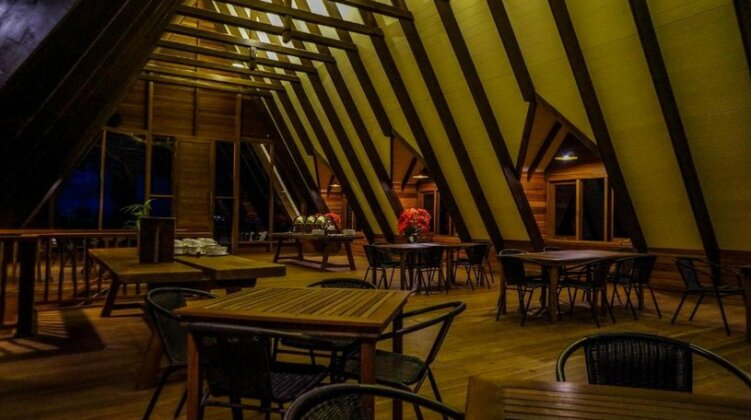 Telaga Warna Resort & Resto - Photo3