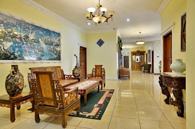 ZEN Rooms Puncak Cibogo KM 69 - Photo4