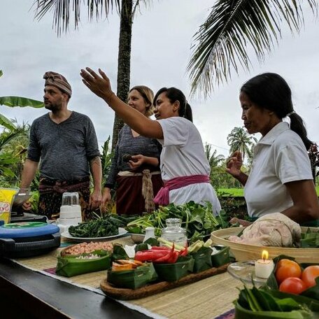 Adhitya Dharma Guest House - Photo3