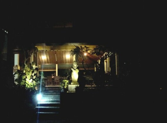 Atres Villa - Photo3