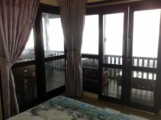 Manik Bulan - Photo4