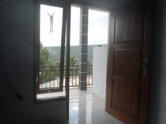 One Homestay and Warung - Photo2