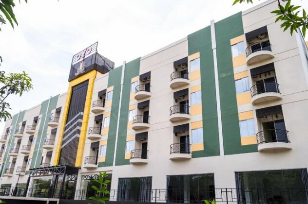 OYO 976 Baloi View Apartment