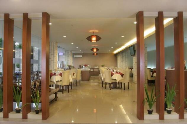 Colombo Hotel Kalasan Yogyakarta - Photo4