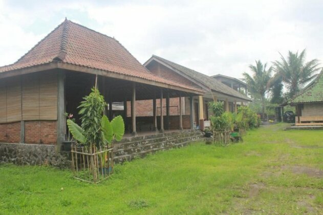 JOGLO Greenhouse