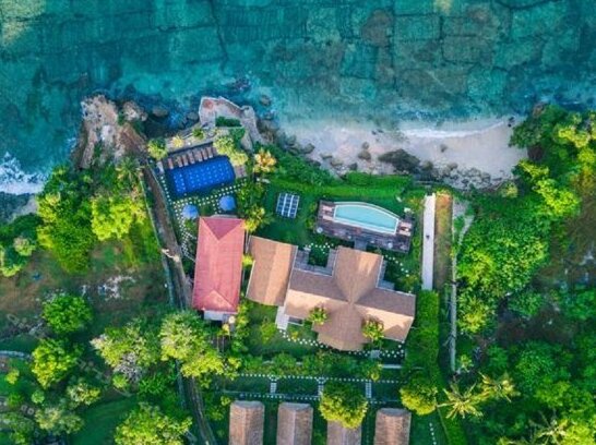 Twilight Lembongan - Photo4
