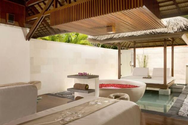 Nusa Dua Beach Hotel & Spa Bali - Photo5