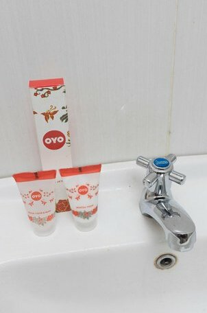 OYO 618 Top Homestay - Photo4