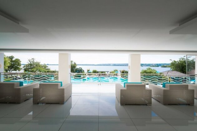 Peninsula Bay Resort - Photo2