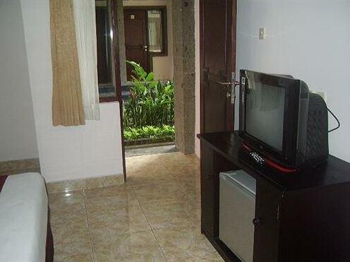 Tanjung Sari Inn - Photo3