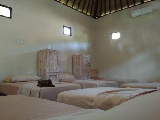 Apit Lawang Villas & Resto - Photo5