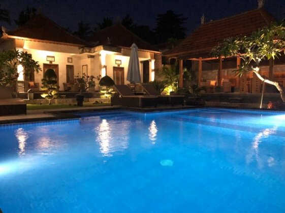 Gus Mank Stay - Photo3