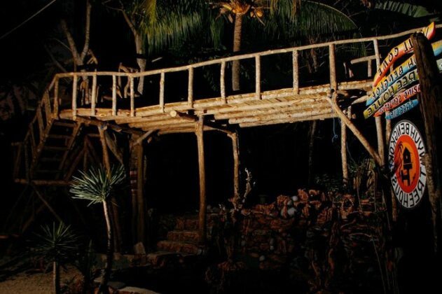 Nyuh Bengkok Tree House - Photo3