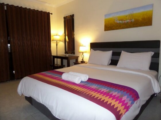 Semaya One Beach Hotel - Photo2