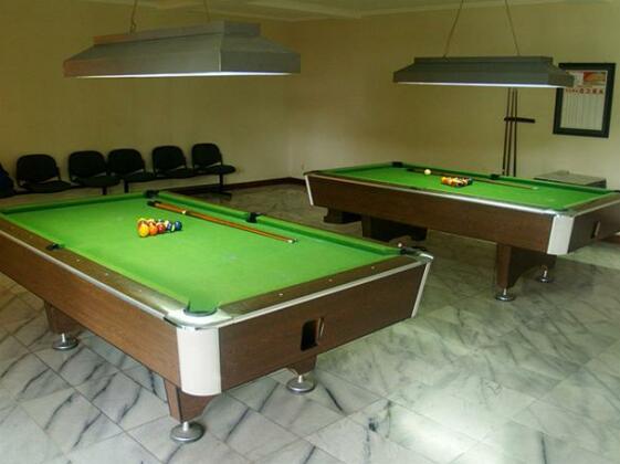 Amazing Bumi Ciherang Hotel - Photo2