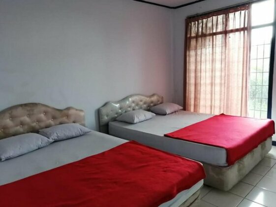 OYO 3250 Setia Hotel - Photo2