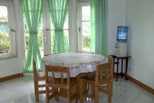 Puncak Resort Villa Gede 59 - Photo5