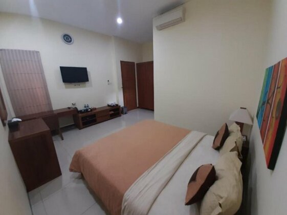 Alloro Guesthouse - Photo2