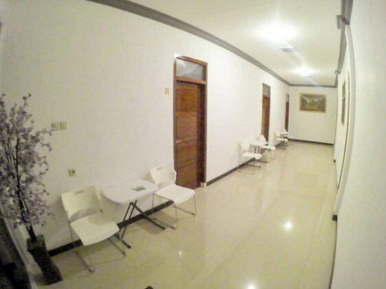 Amaryllis Guesthouse Syariah - Photo3