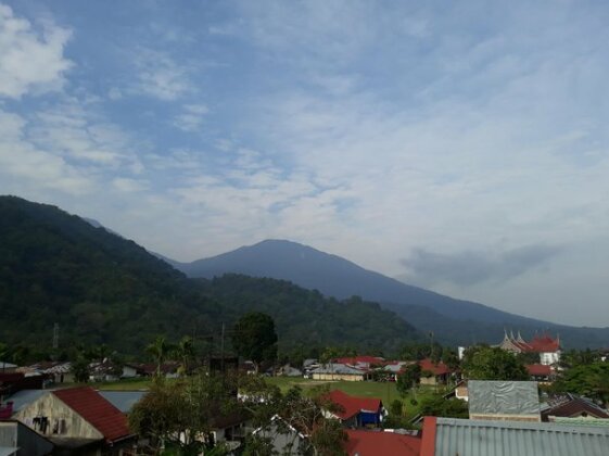 Trivadoh Syariah Hotel - Photo4