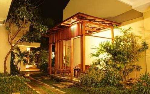 Diniya Suasso Hotel - Photo3