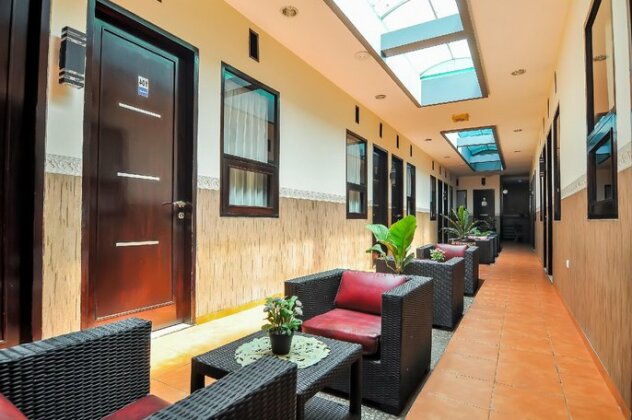 OYO 897 d'Dhave Hotel - Photo2
