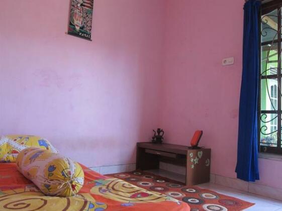 Padang Homestay