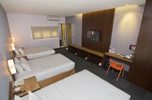 Plan B Hotel - Photo5