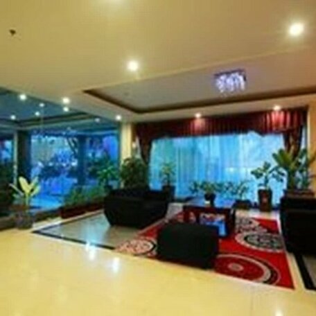 Rocky Plaza Hotel Padang - Photo2