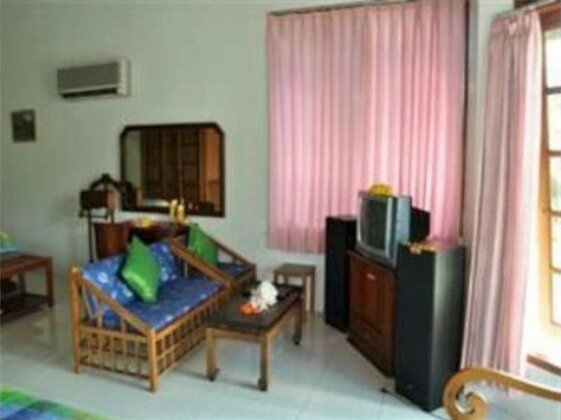 Raffles Holiday Hotel Yogyakarta - Photo2