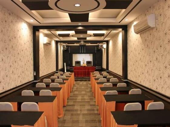 Grand Global Hotel - Photo3