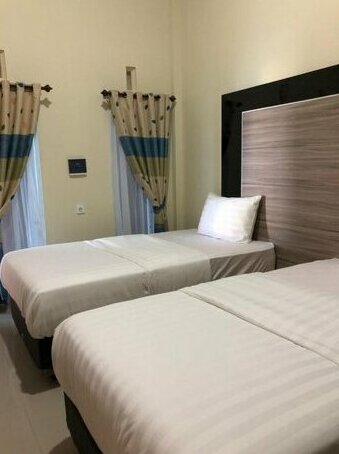 Grand Zafira Gues House