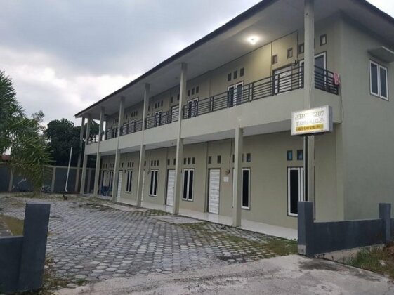 OYO 2520 Wisma Yusera - Photo2