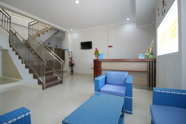 168 Inn - Photo2