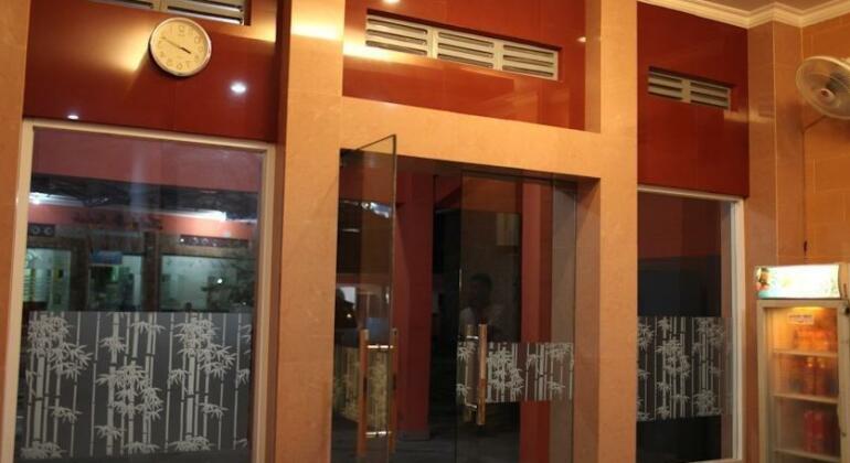 Hotel Tiara Palembang - Photo4