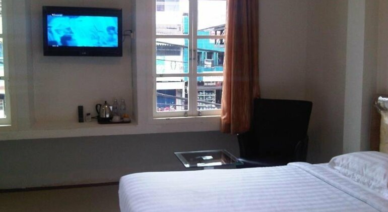 IP Hotel Palembang - Photo4