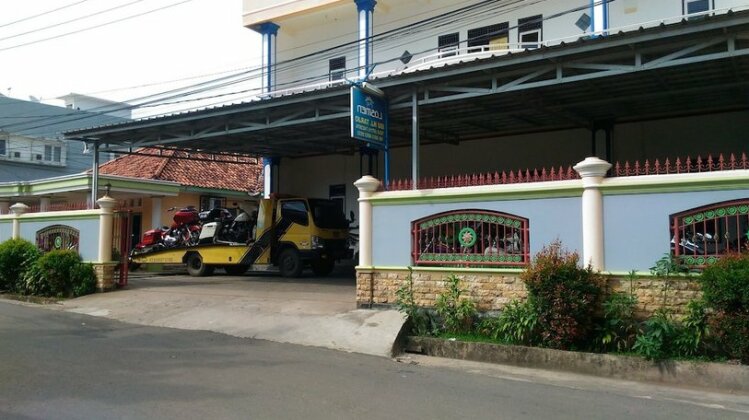 Losmen Ibu Hj Tarjo - Photo2