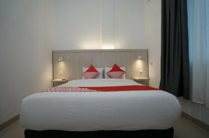 OYO 1299 Max To U Hotel