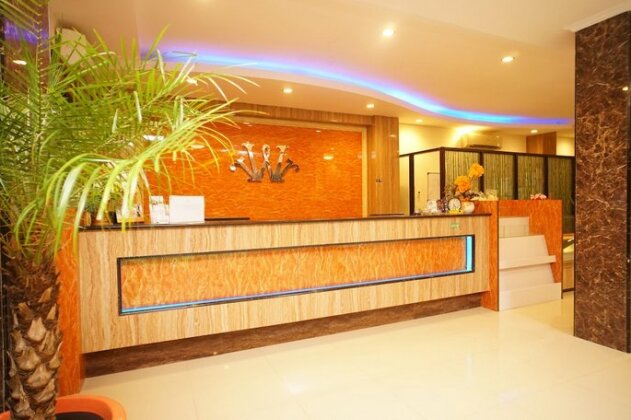 OYO 147 Hotel Winer - Photo5