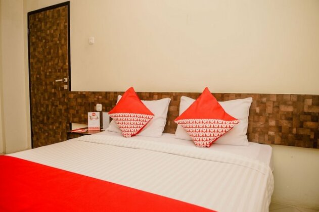 OYO 312 Hotel Sukarami - Photo2