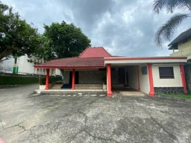 OYO 3180 Hotel Rian Cottage