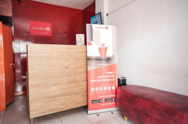 RedDoorz near Palembang Square Mall 2 - Photo2