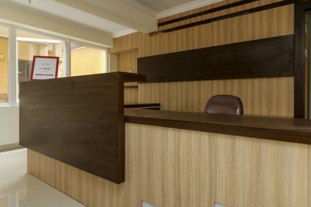 RedDoorz Plus Near Palembang Square Mall - Photo3
